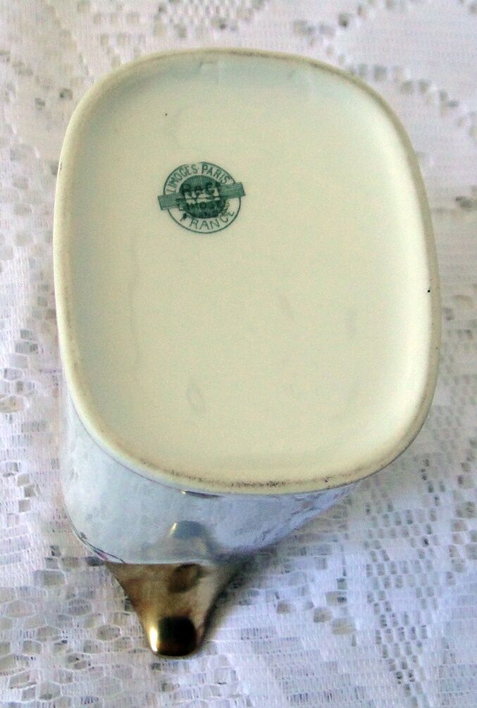 Porcelain milk pot limoges blanche liseret beak and handle dores and garland pink