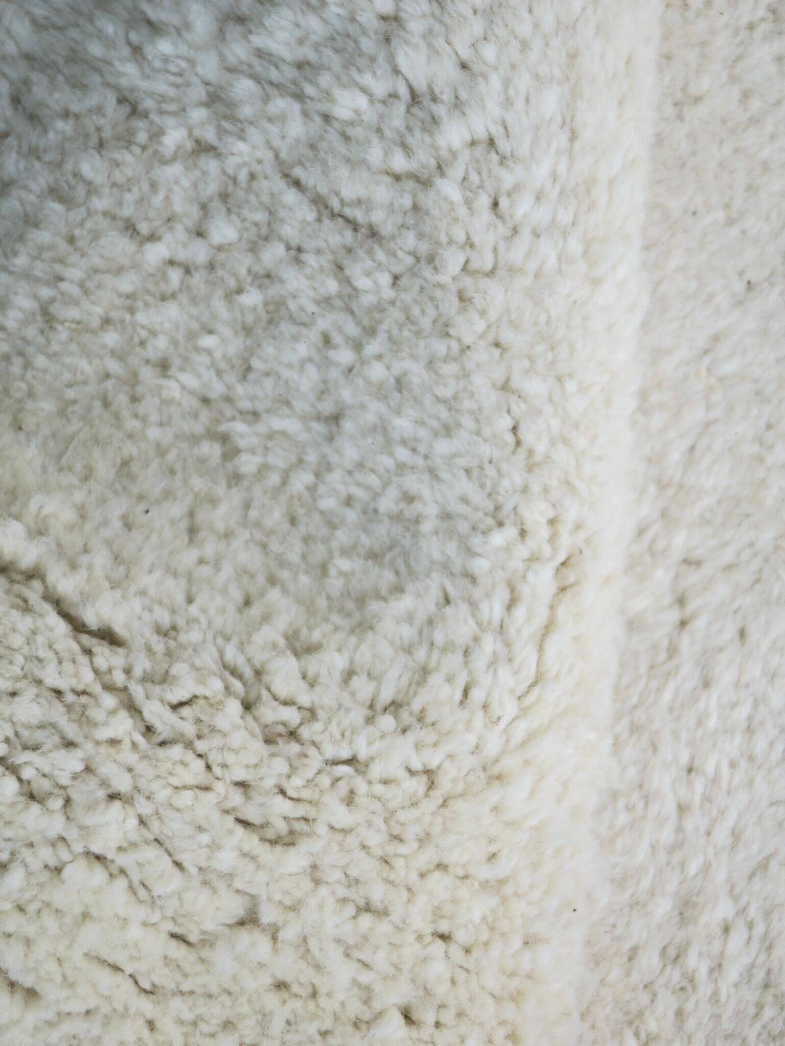 Mid century Moroccan hand-knotted wool Beni-Ourain carpet 230cm x 330cm