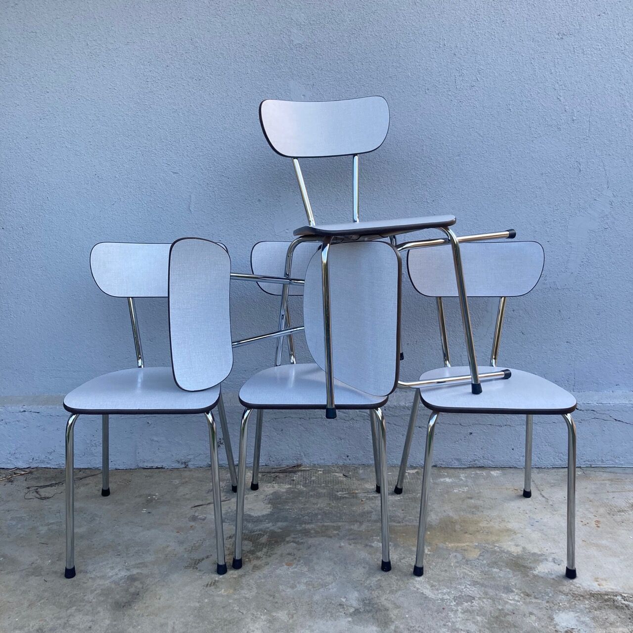 Set of 5 grey formica chairs