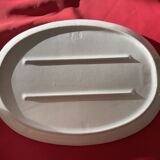 Large dish decorated with shellfish