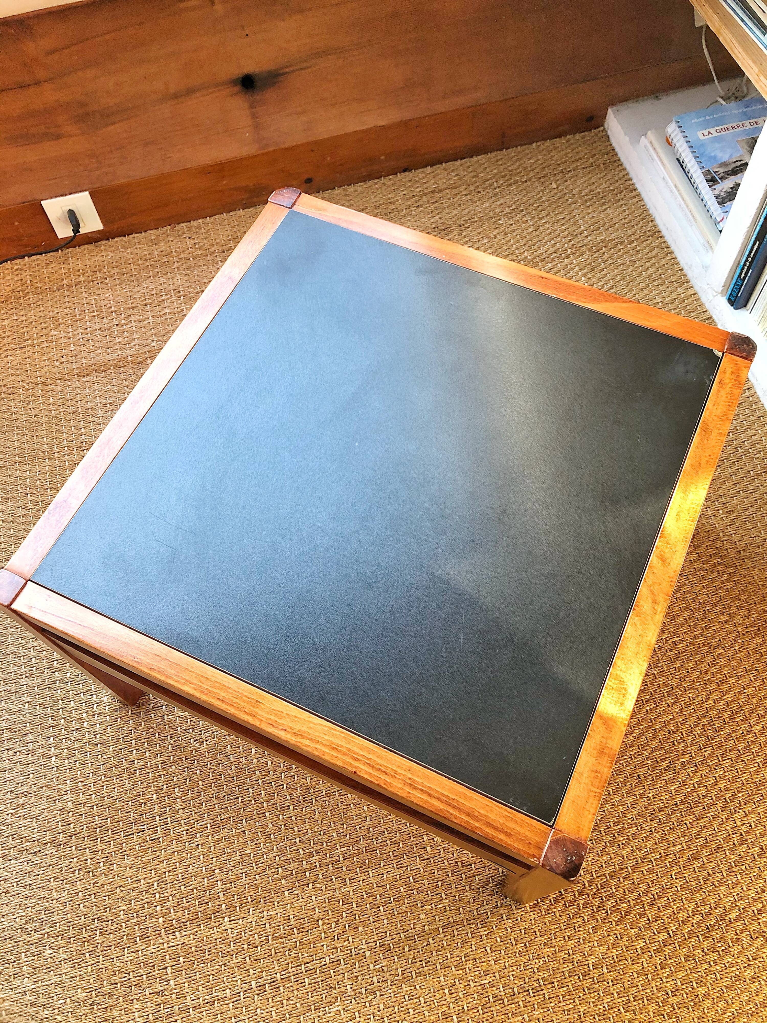 Reversible coffee table