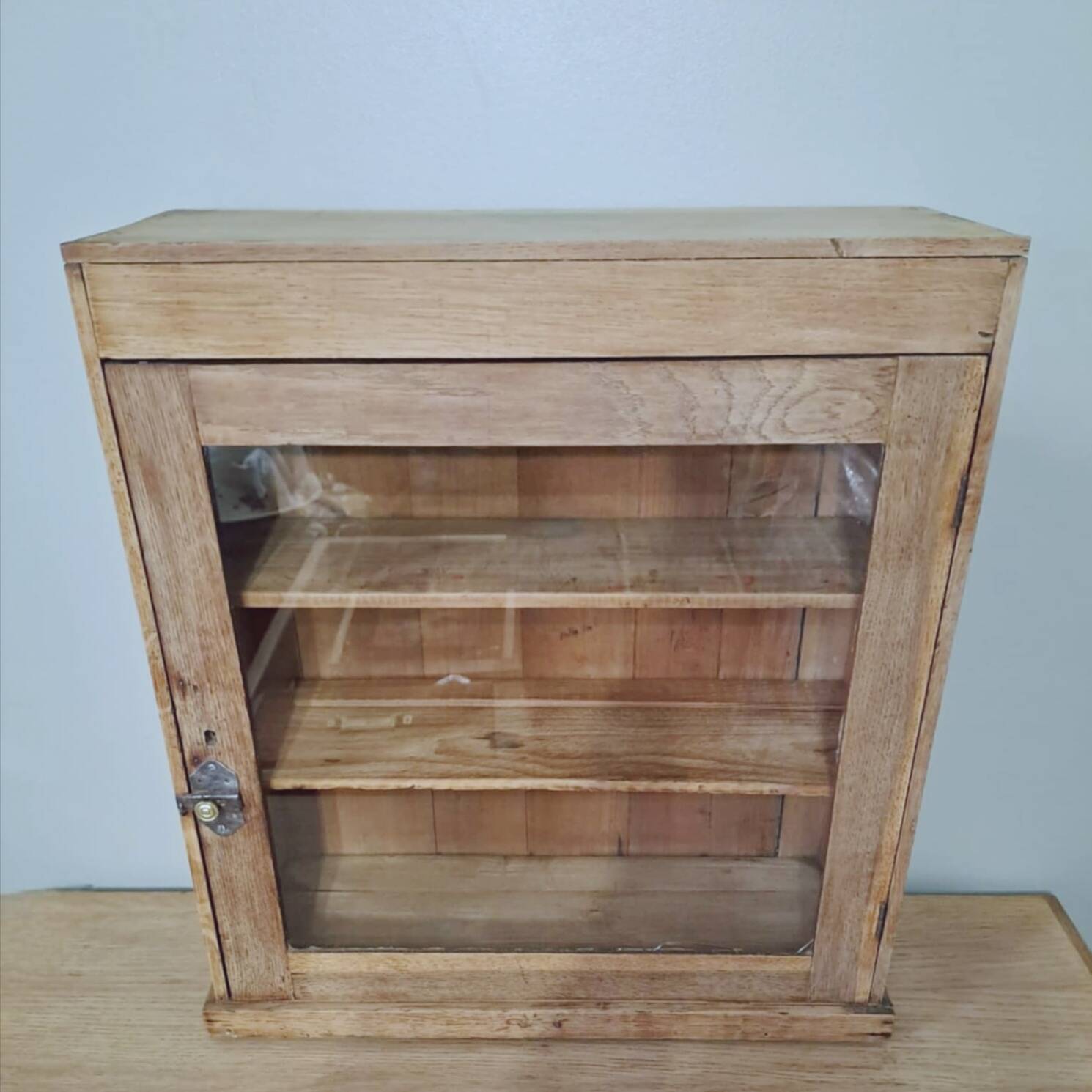 Vitrine murale rustique