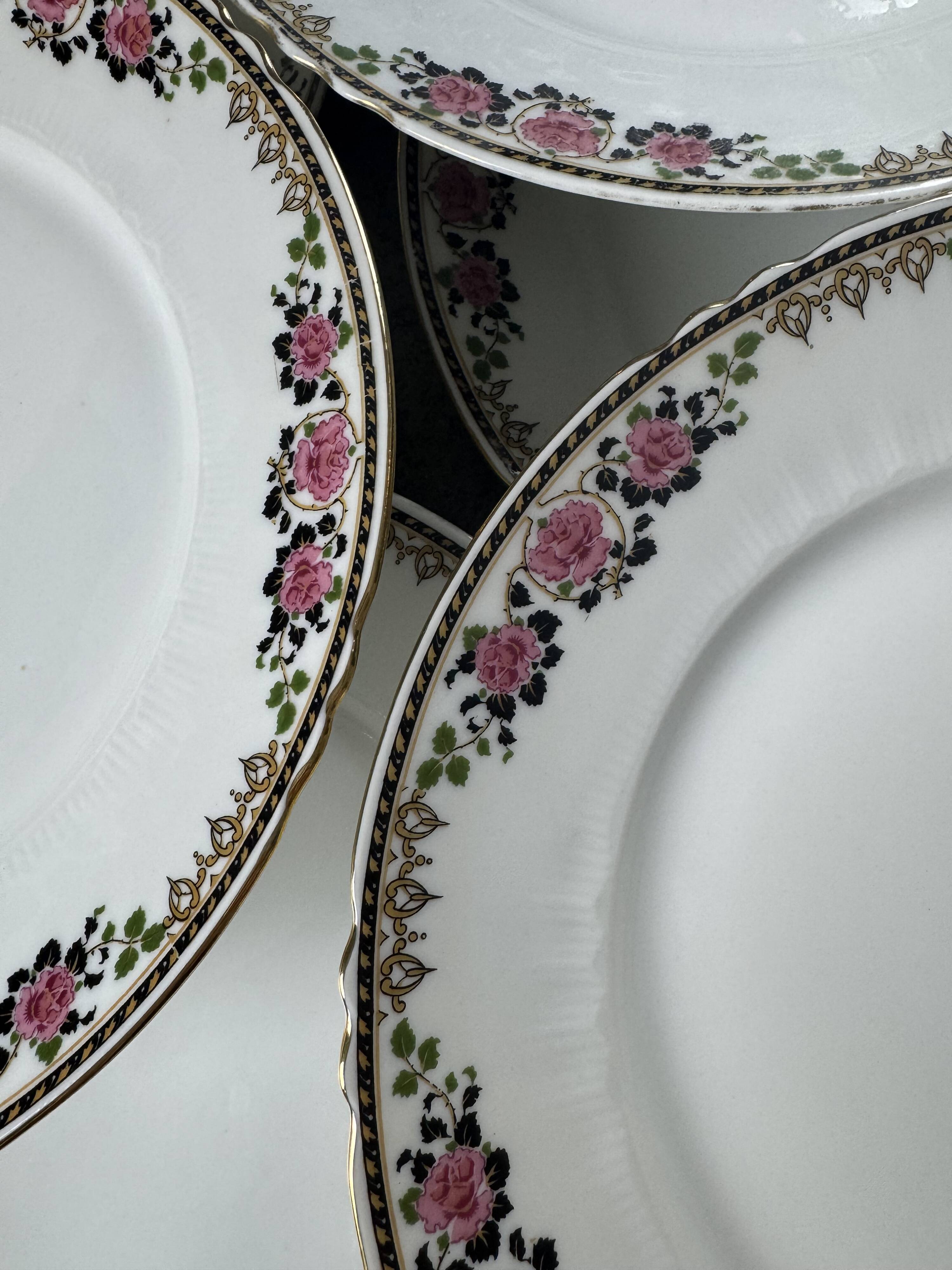 66-piece Limoges porcelain service, mid-20th century