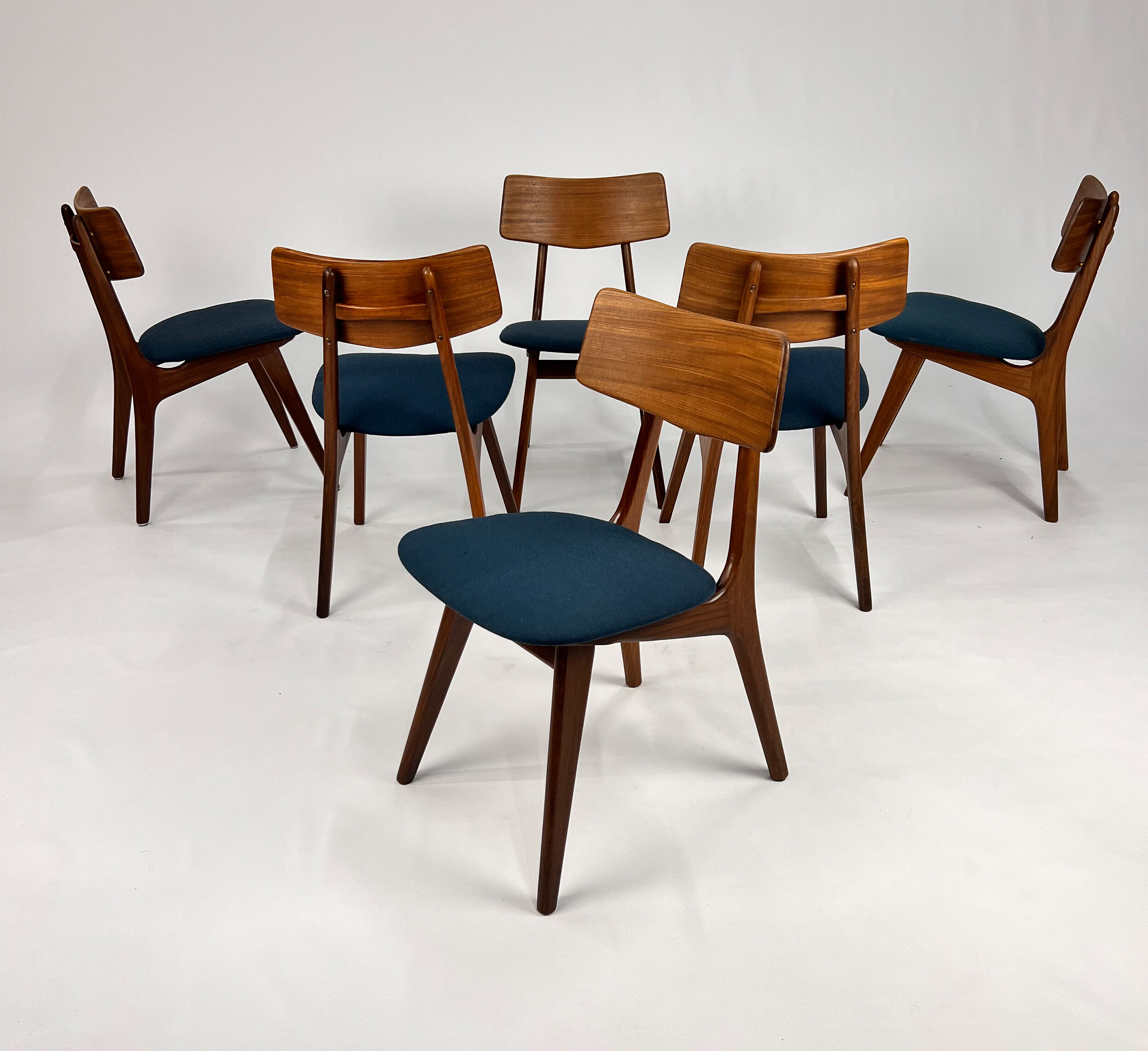 Set of 6 Mid Century Louis van Teeffelen Dining Chairs, 1960s