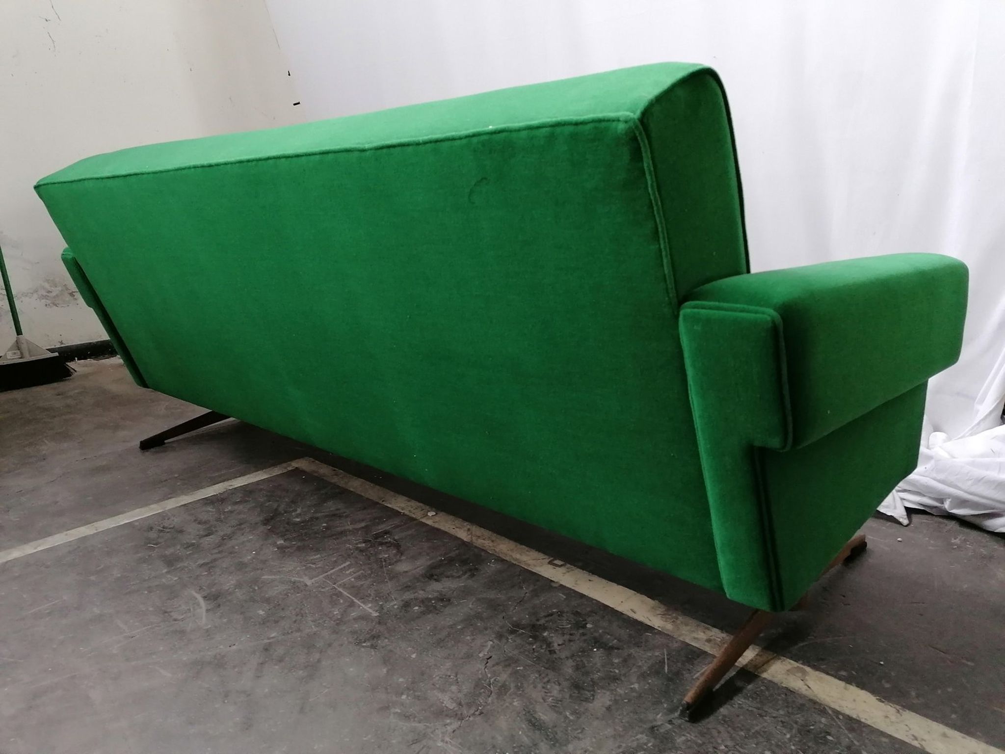 Mid-century Italian emerald green sofa
