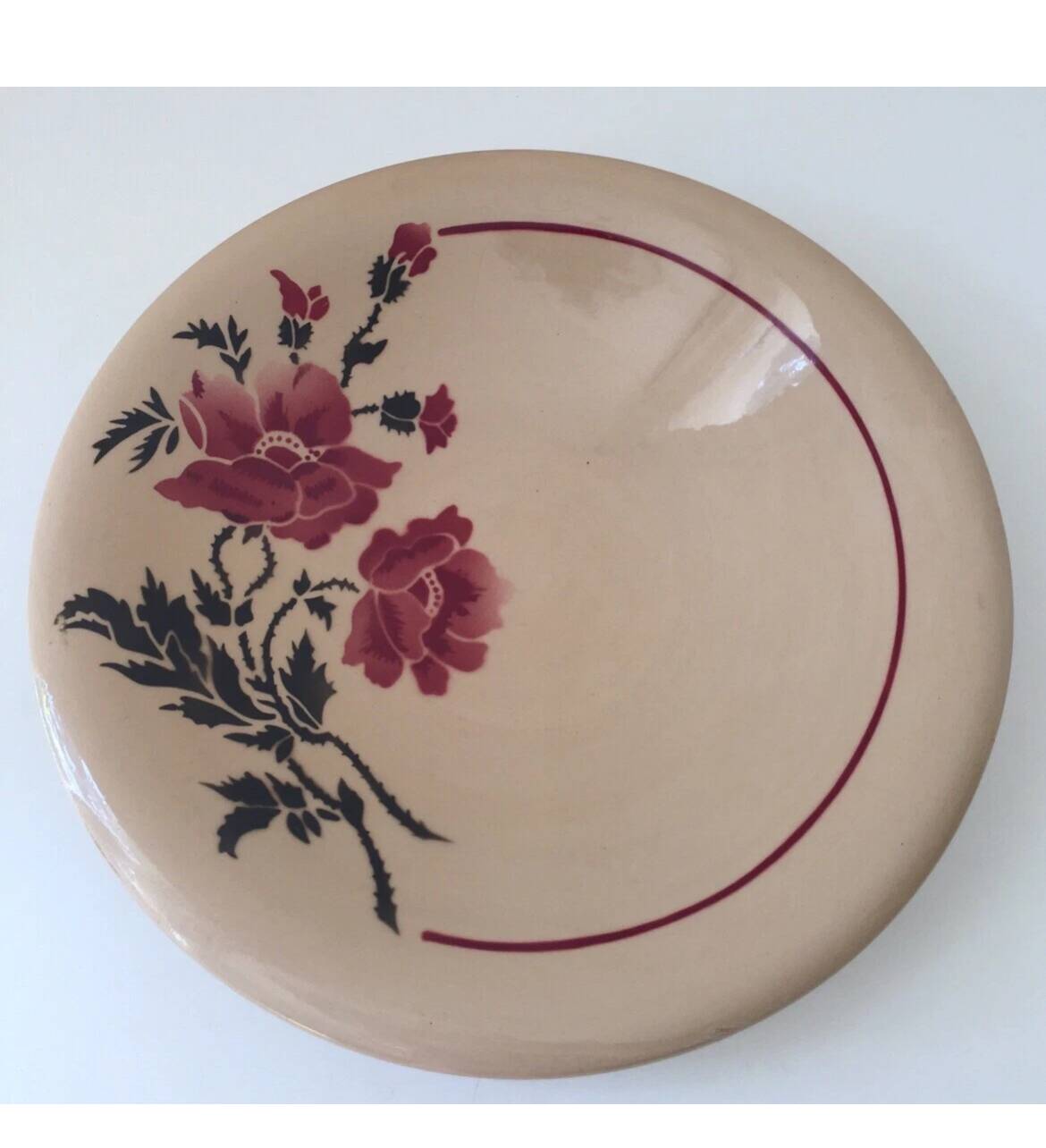 Deep dish decorated with flowers, Digoin Badonviller?