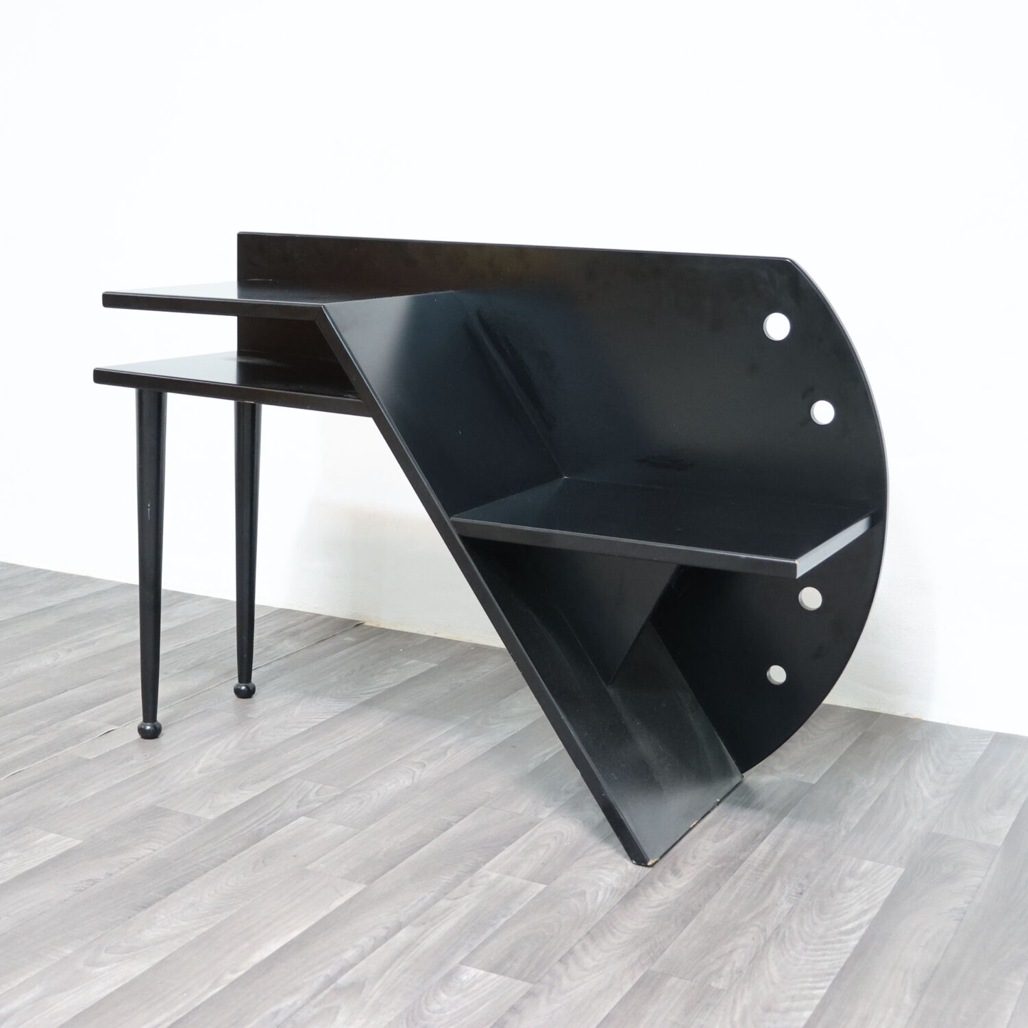 Paolo Pallucco Attr. Panchetta Con Tavolino E Portariviste Postmoderno