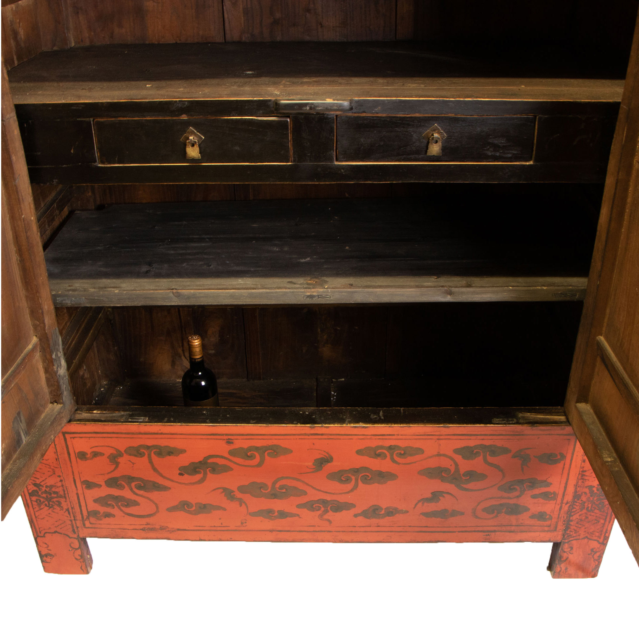 Armoire chinoise peinte