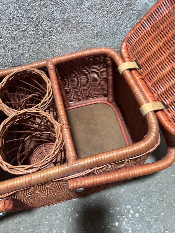 Panier à pique nique en osier