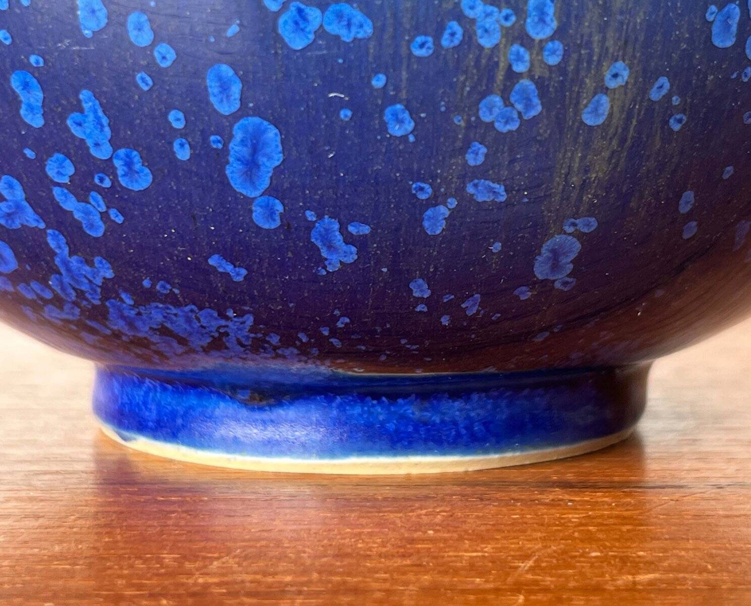 Vase de poterie d'atelier allemand bleu moderne du milieu du siècle par Werner et Annemarie Schmidt-Tummeley pour Juist Keramik, 1960s