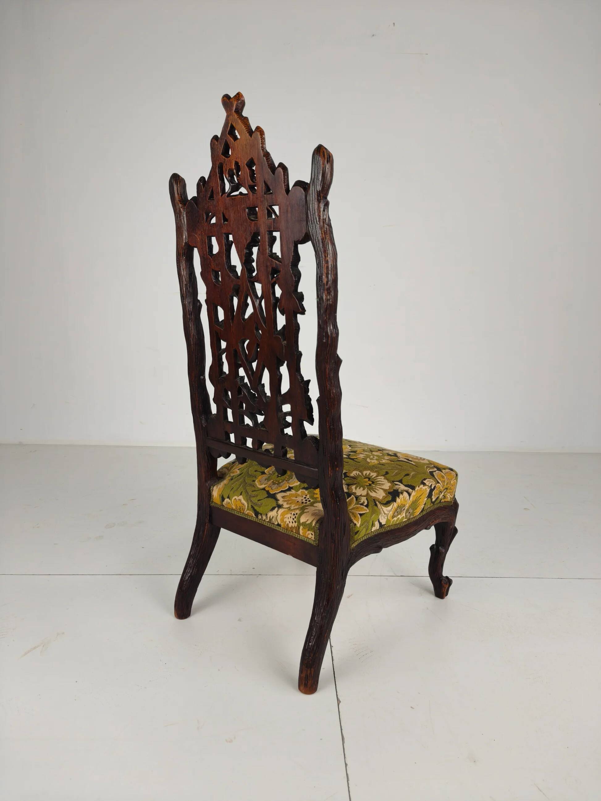 Belles chaises de la Forêt-Noire du XIXe siècle – sculpture exceptionnelle