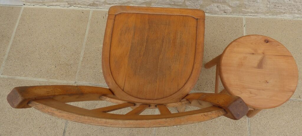 Set chair and stool in solid wood in its patina