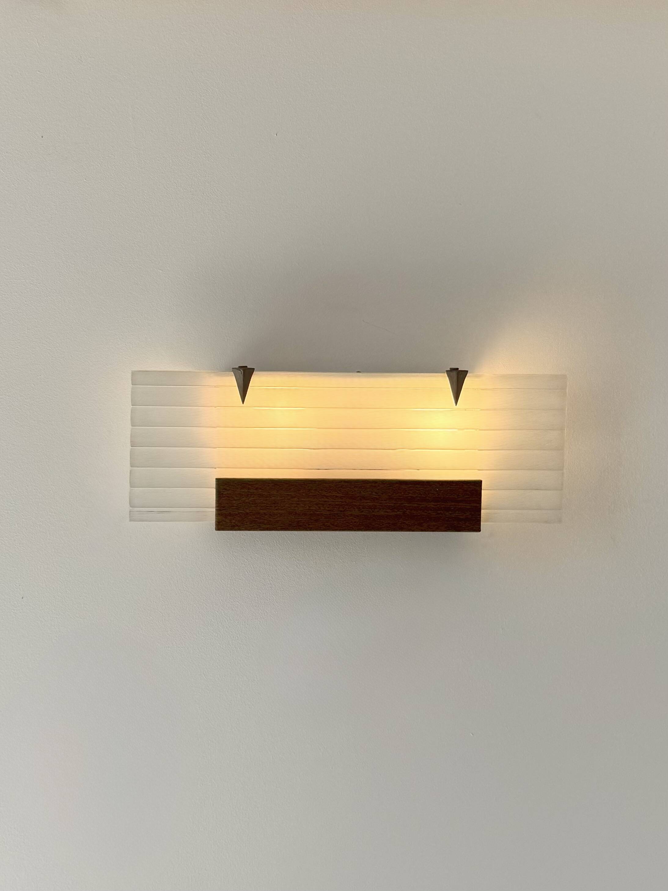 Vintage wall light, chrome metal and frosted glass, France, 1940.