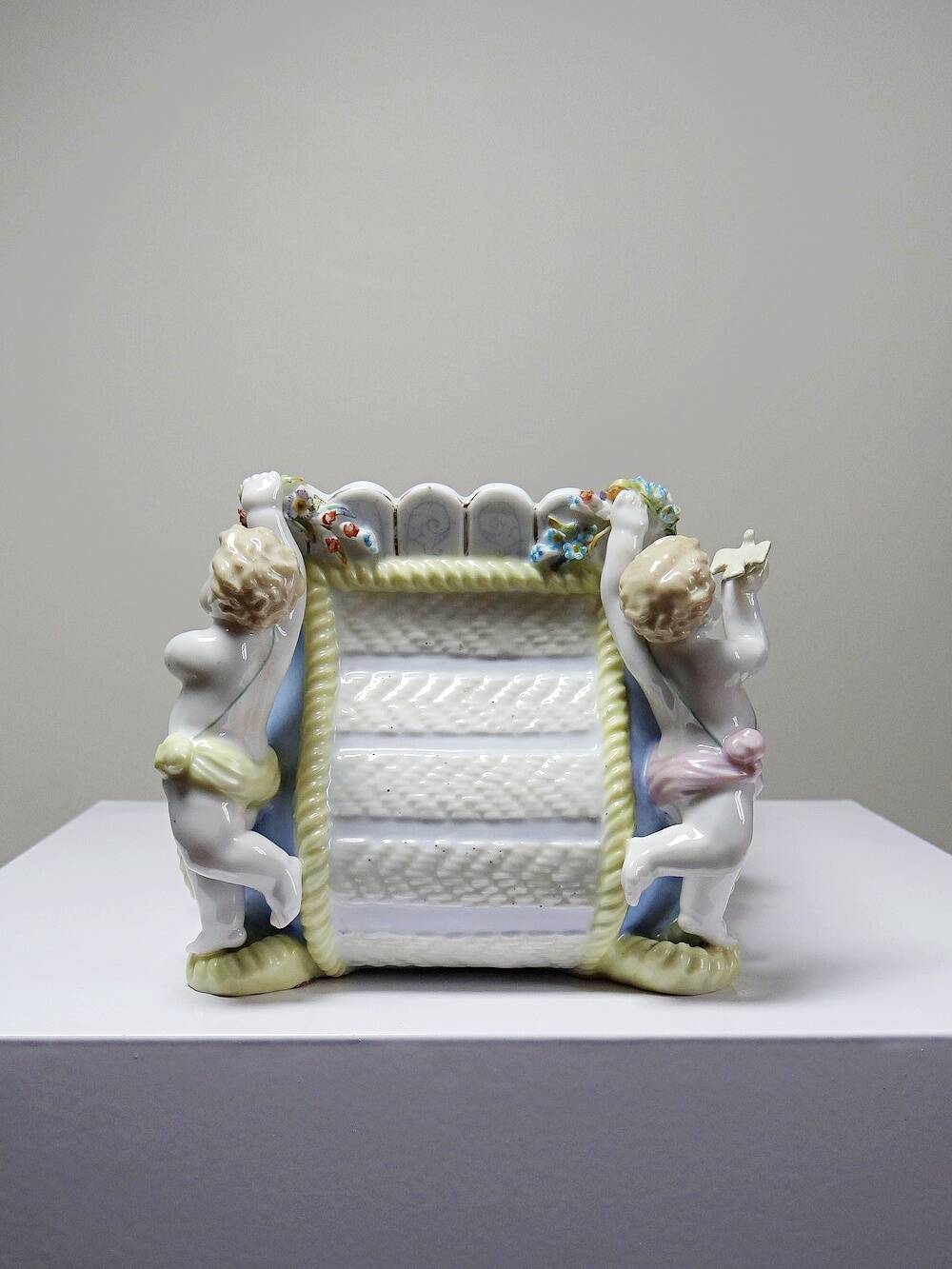 Small antique German porcelain planter Putti 19th century Meissen style