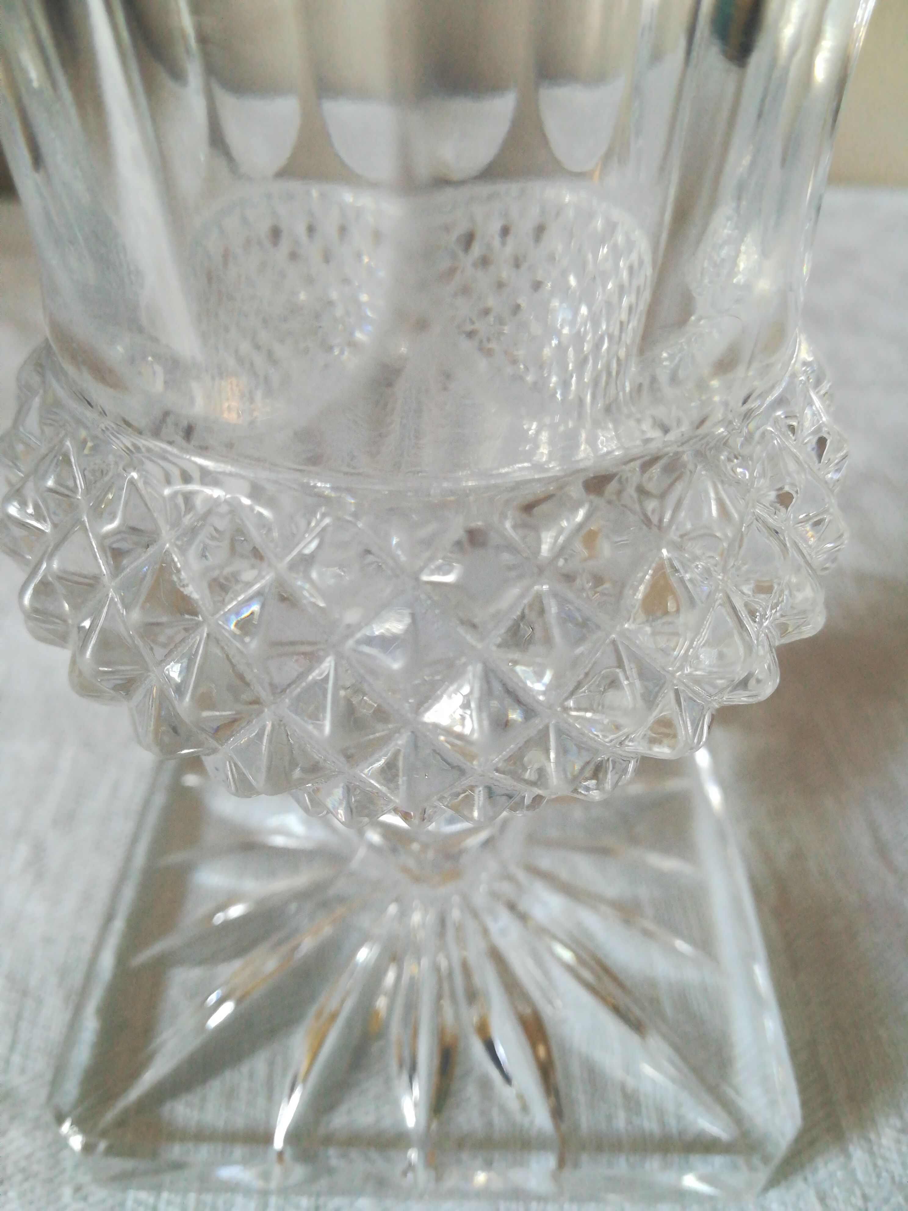 Crystal vase has spikes of diamonds