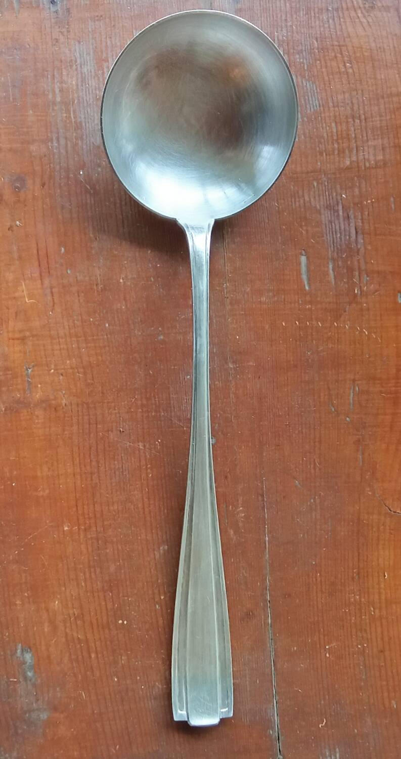 Antique 30-piece cutlery set from Boulenger Goldsmiths