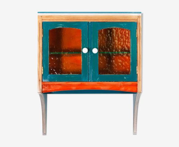 Étagère murale en chêne massif bleue, orange, blanc patiné avec portes
