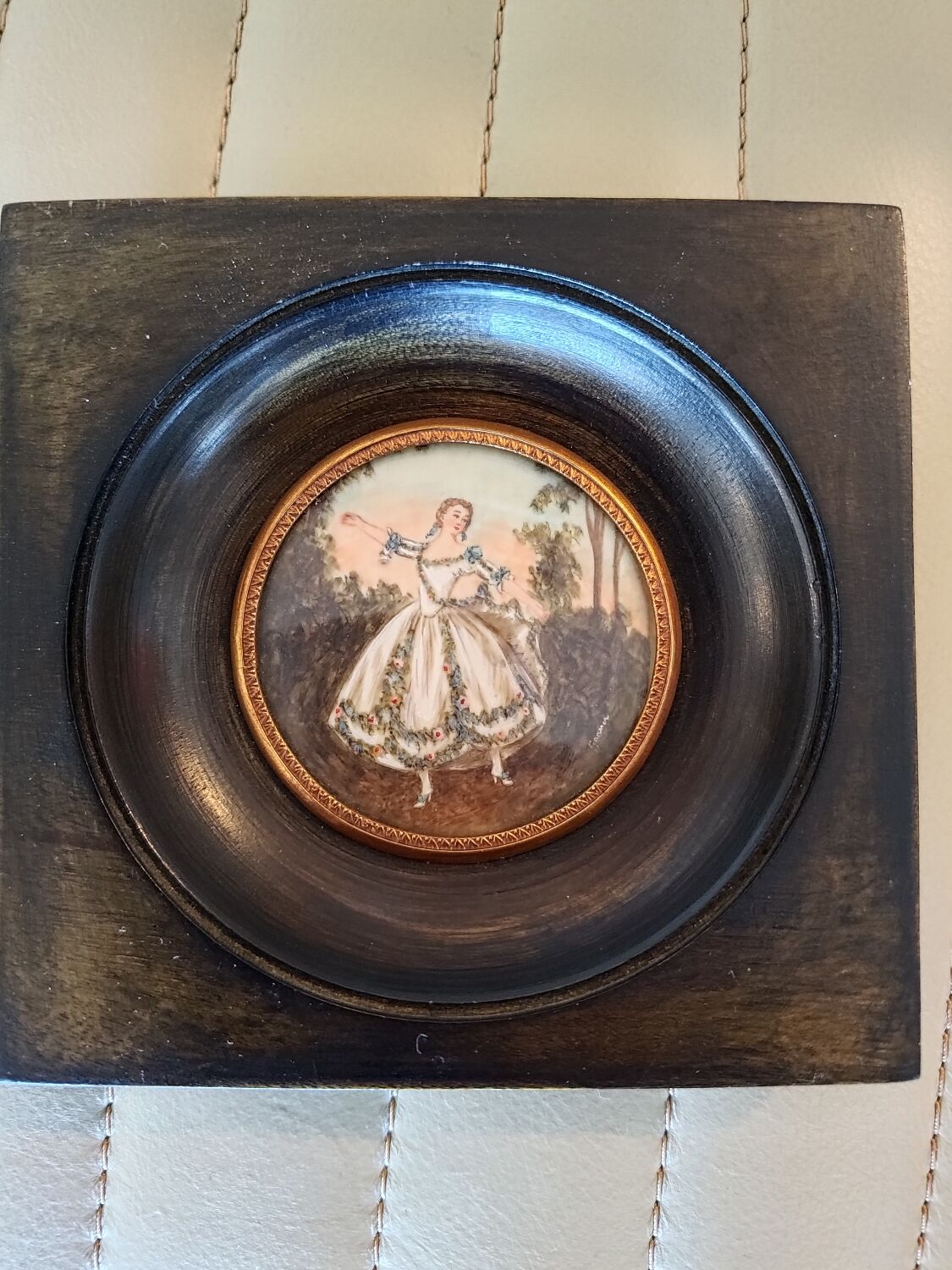 Portrait miniature la Camargo