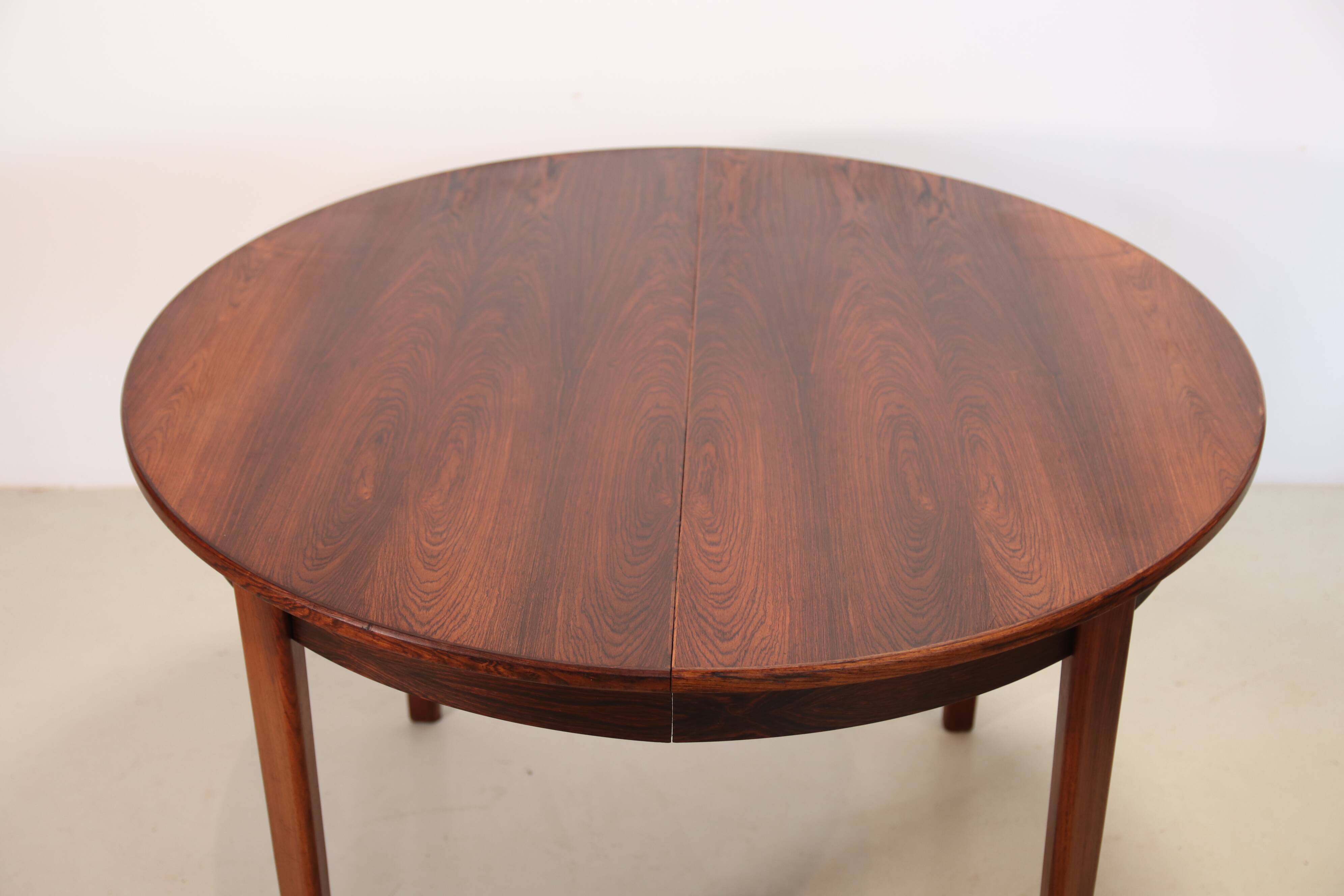 Round Rosewood Omann Jun dining room table, 1960's