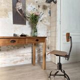 Console service in solid oak, circa 1900.