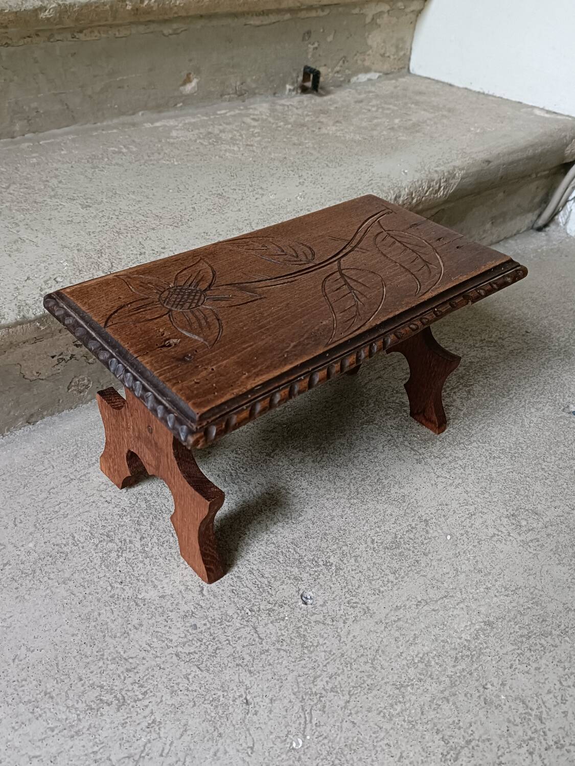 Antique footrest