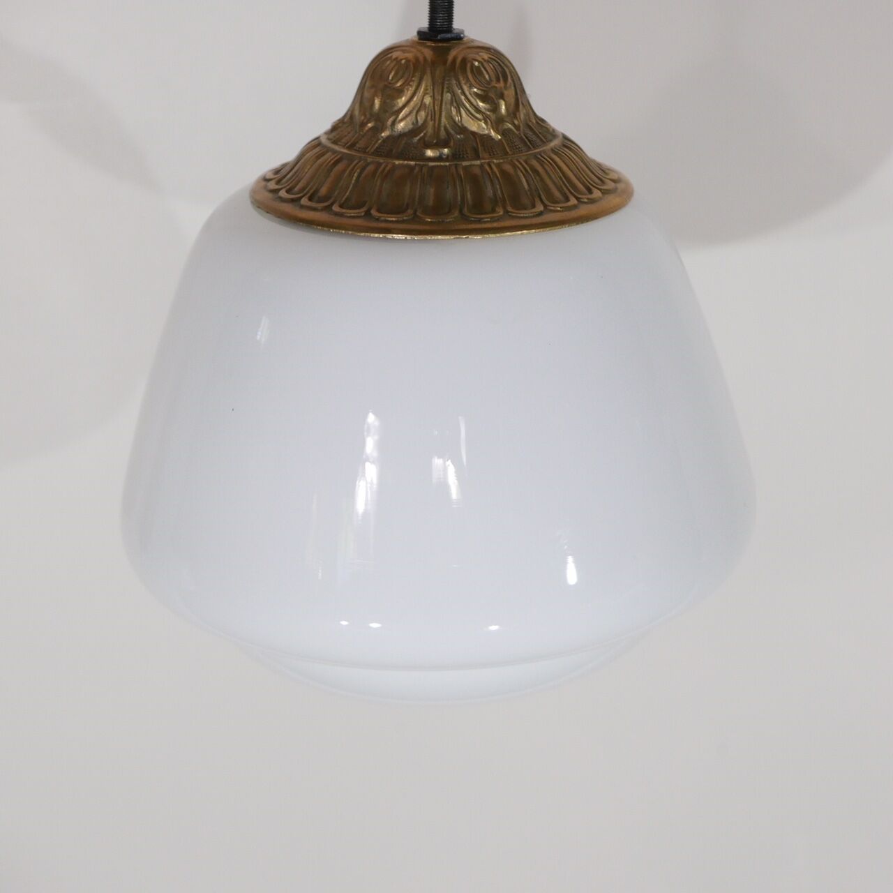 Opaline hanging lamp