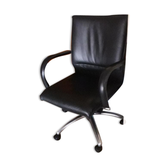 Sitland leather chair