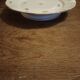 Assiette de présentation vintage sur pied