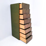 Commode en bois du milieu du siècle