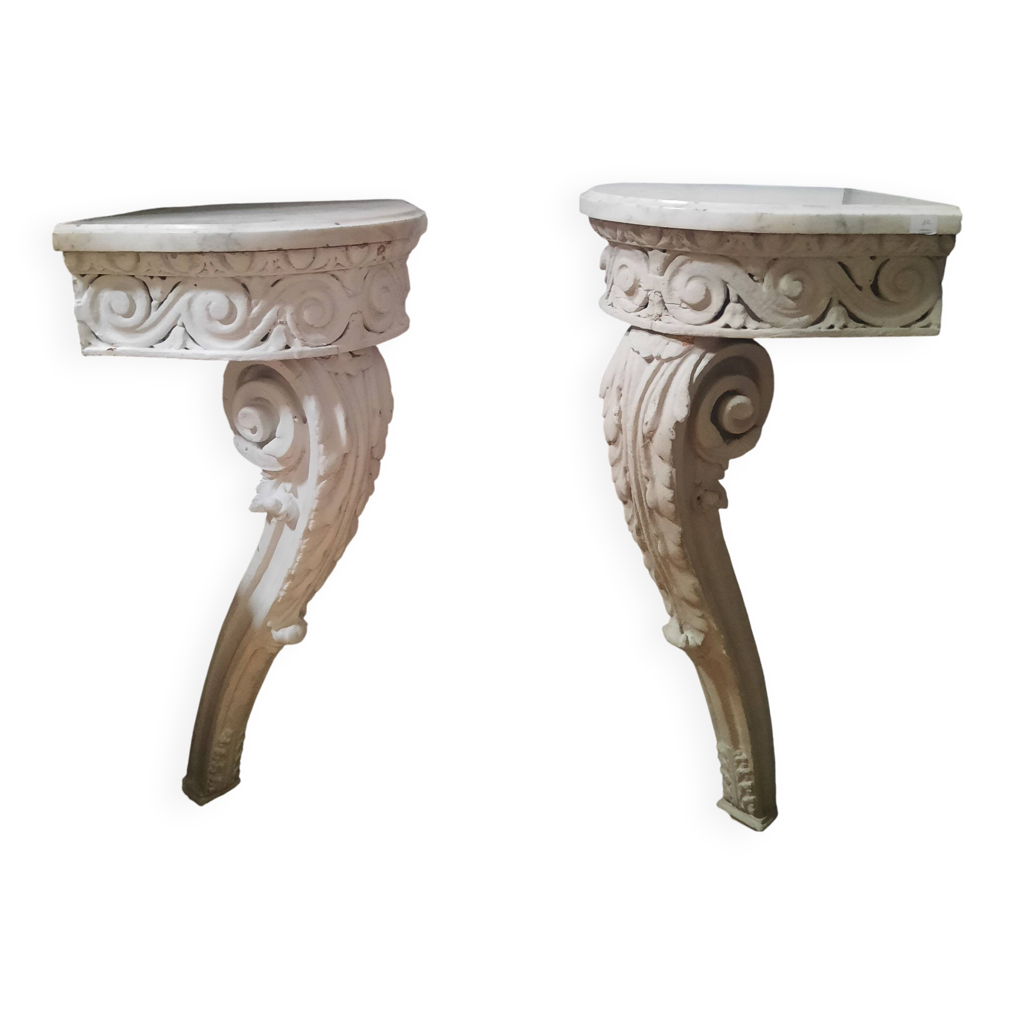 Pair of corner consoles in Louis XV style