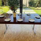 Desk that can serve as a dining table.