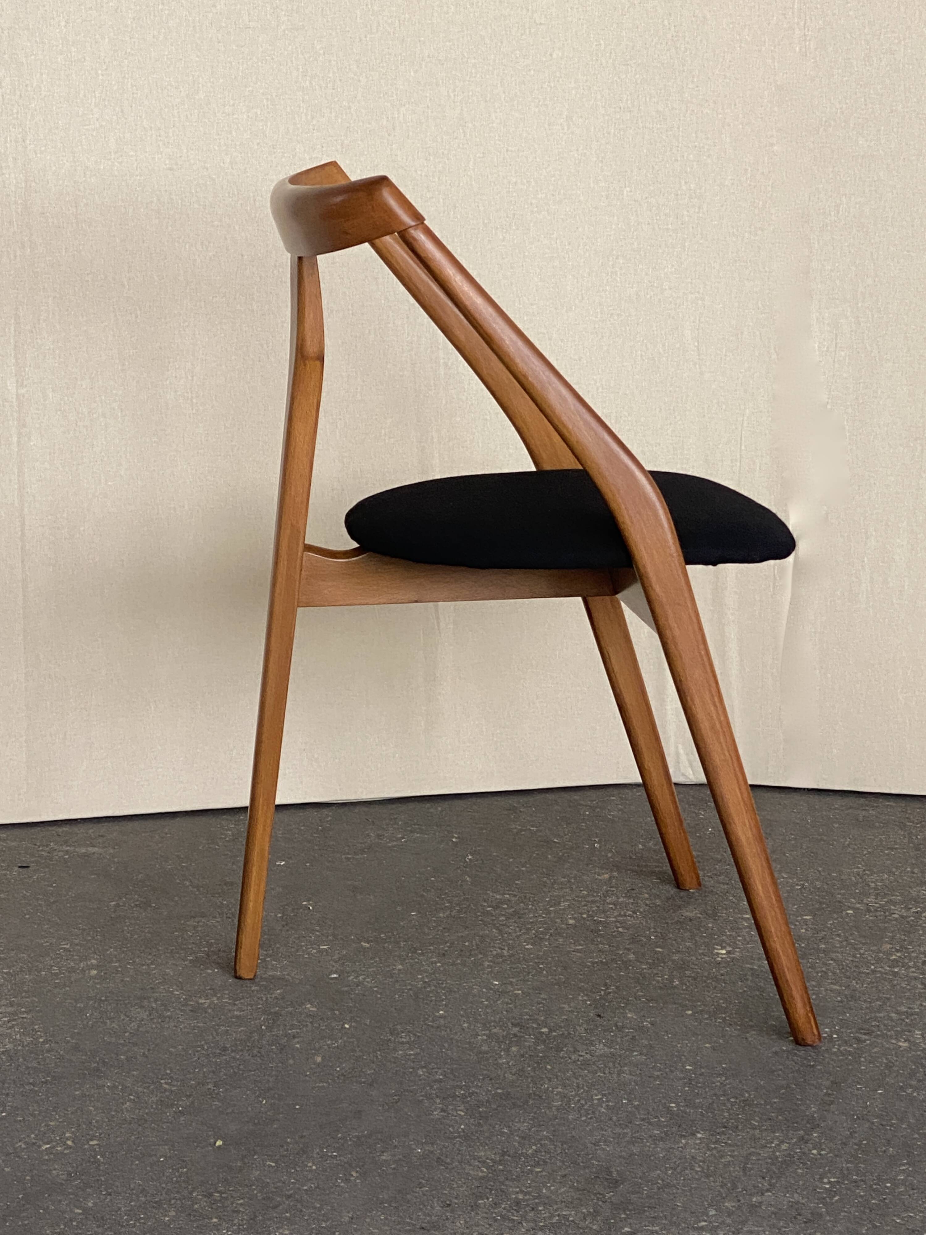 Tripod chair, vintage, 1960