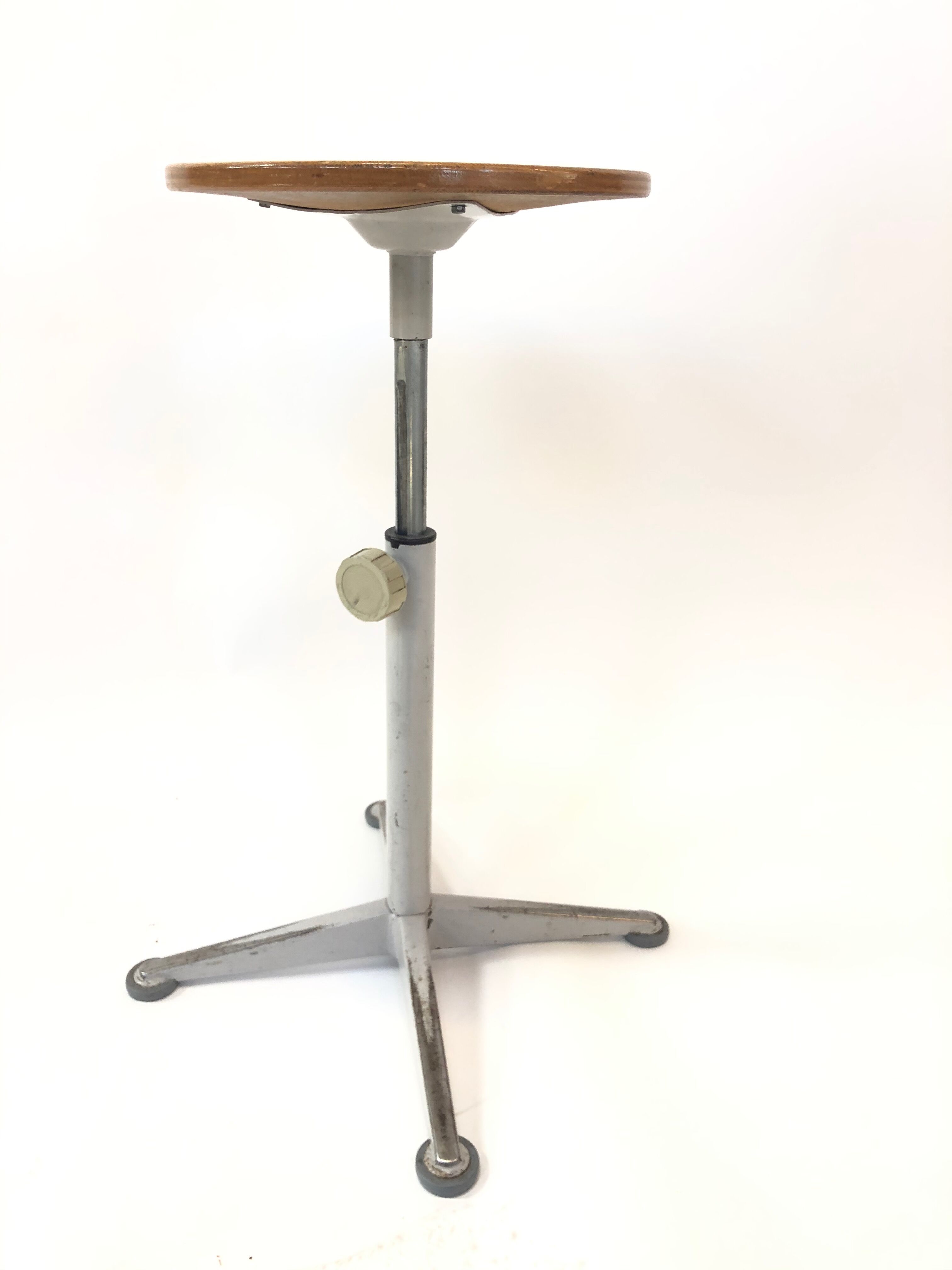 Vintage stool work tabouret by Friso Kramer Ahrend de Cirkel