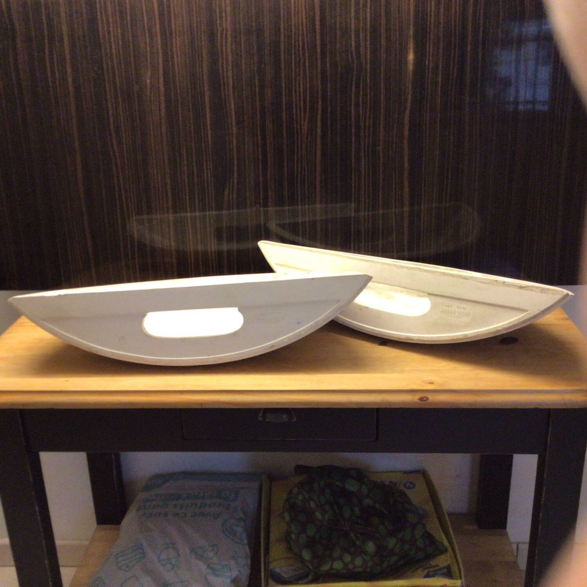 Paire d'appliques en plâtre