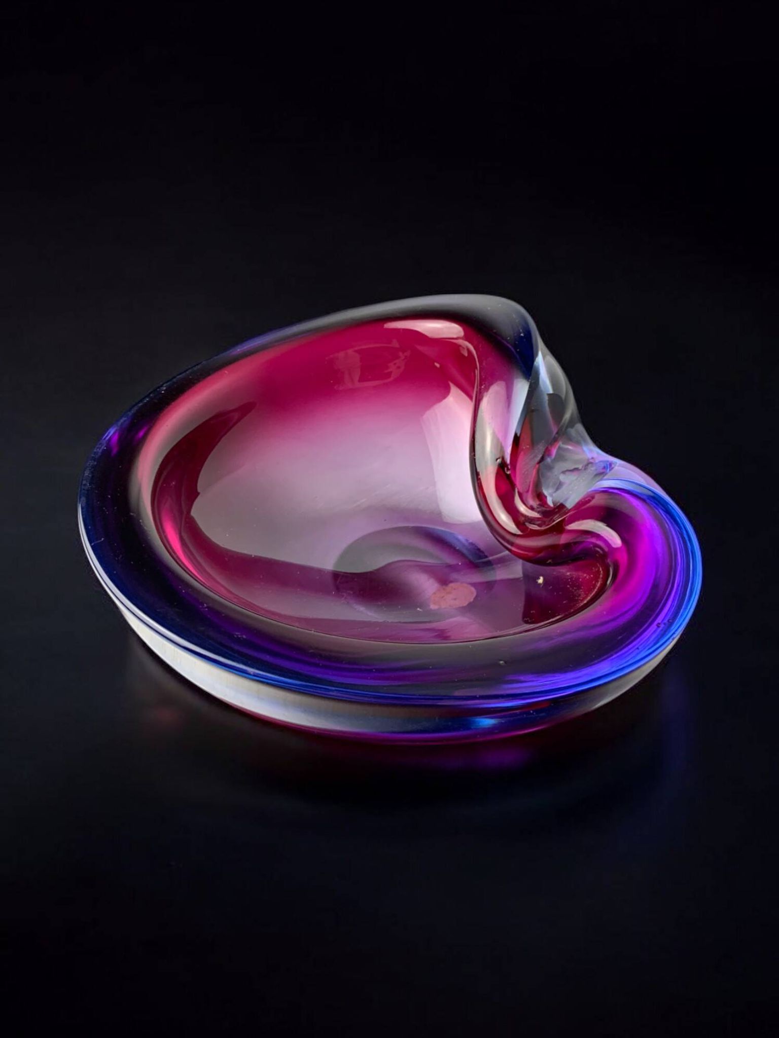 Sommerso pink and purple Murano glass tray by Flavio Poli