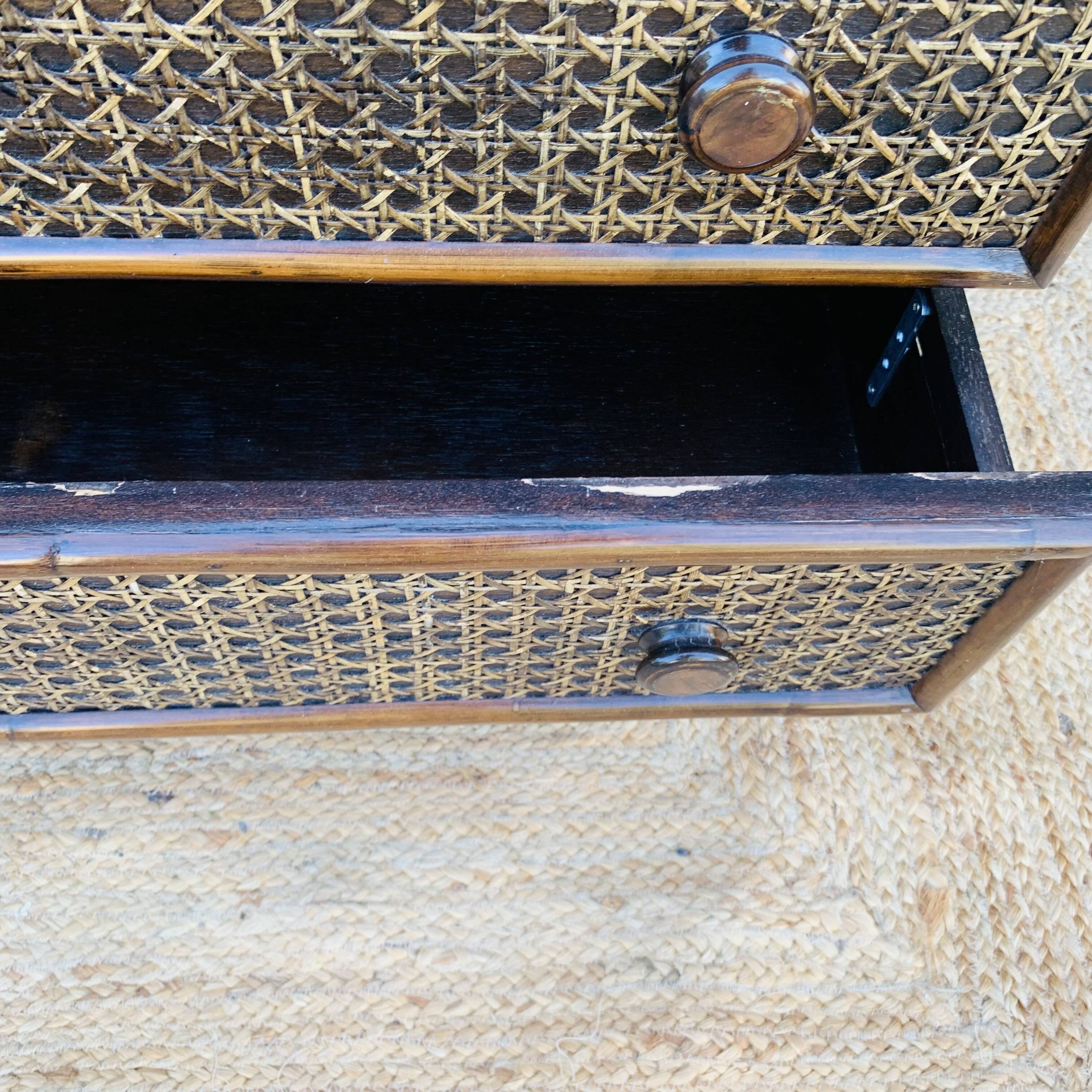 Vintage chest of drawers
