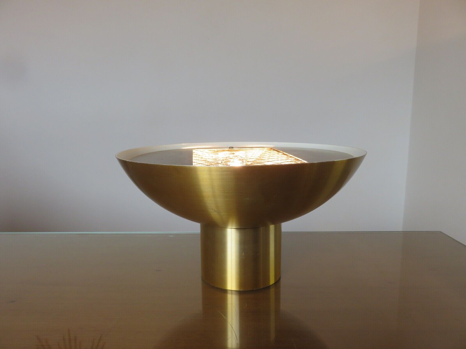 Table lamp in gilded aluminum edition sce 1970
