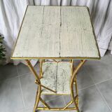 Table en bois patiné