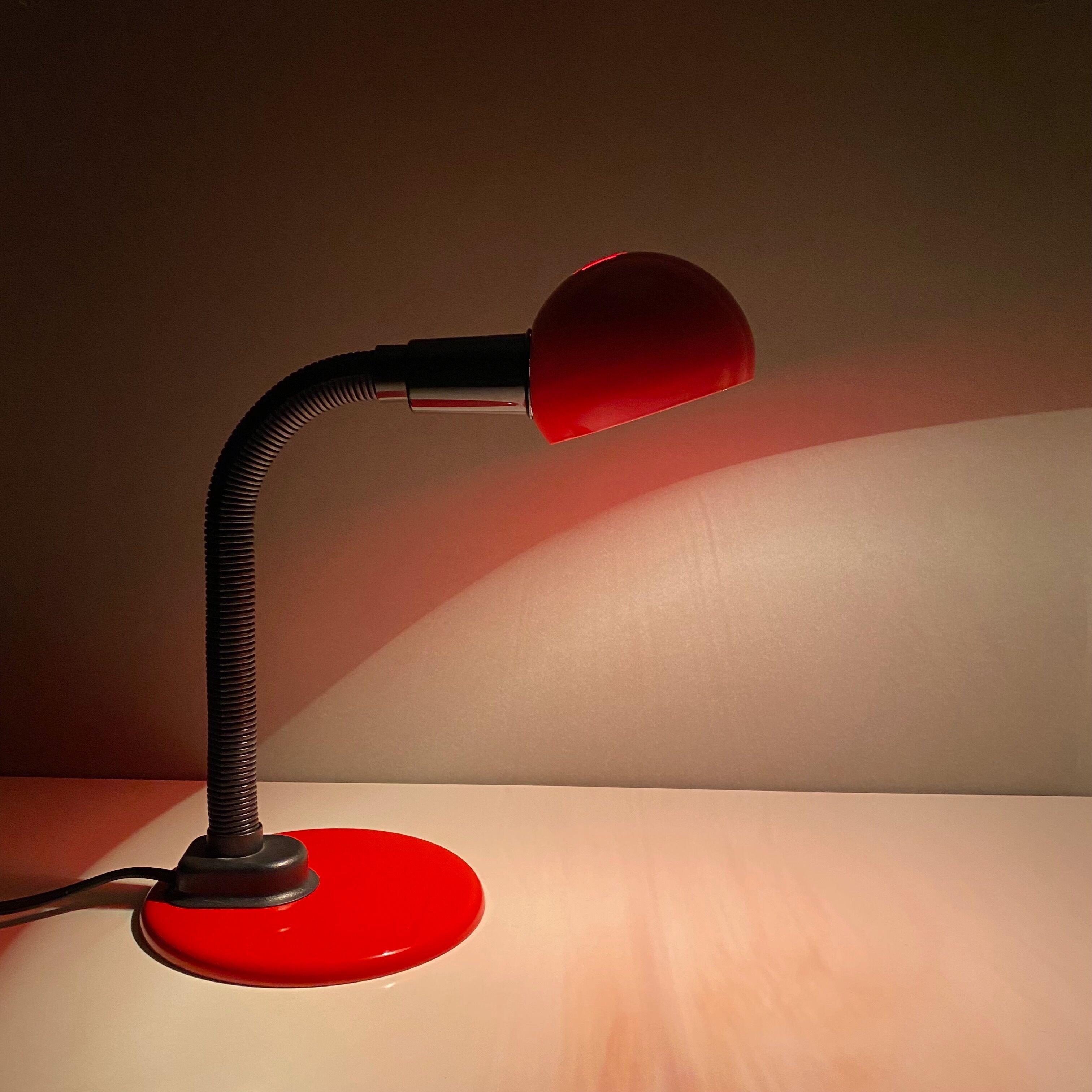 Desk lamp, vintage table lamp red, ball lamp