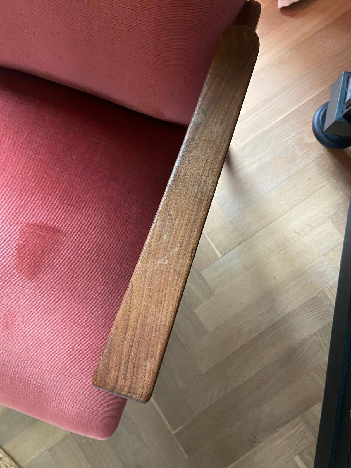 Set of 2 vintage armchairs