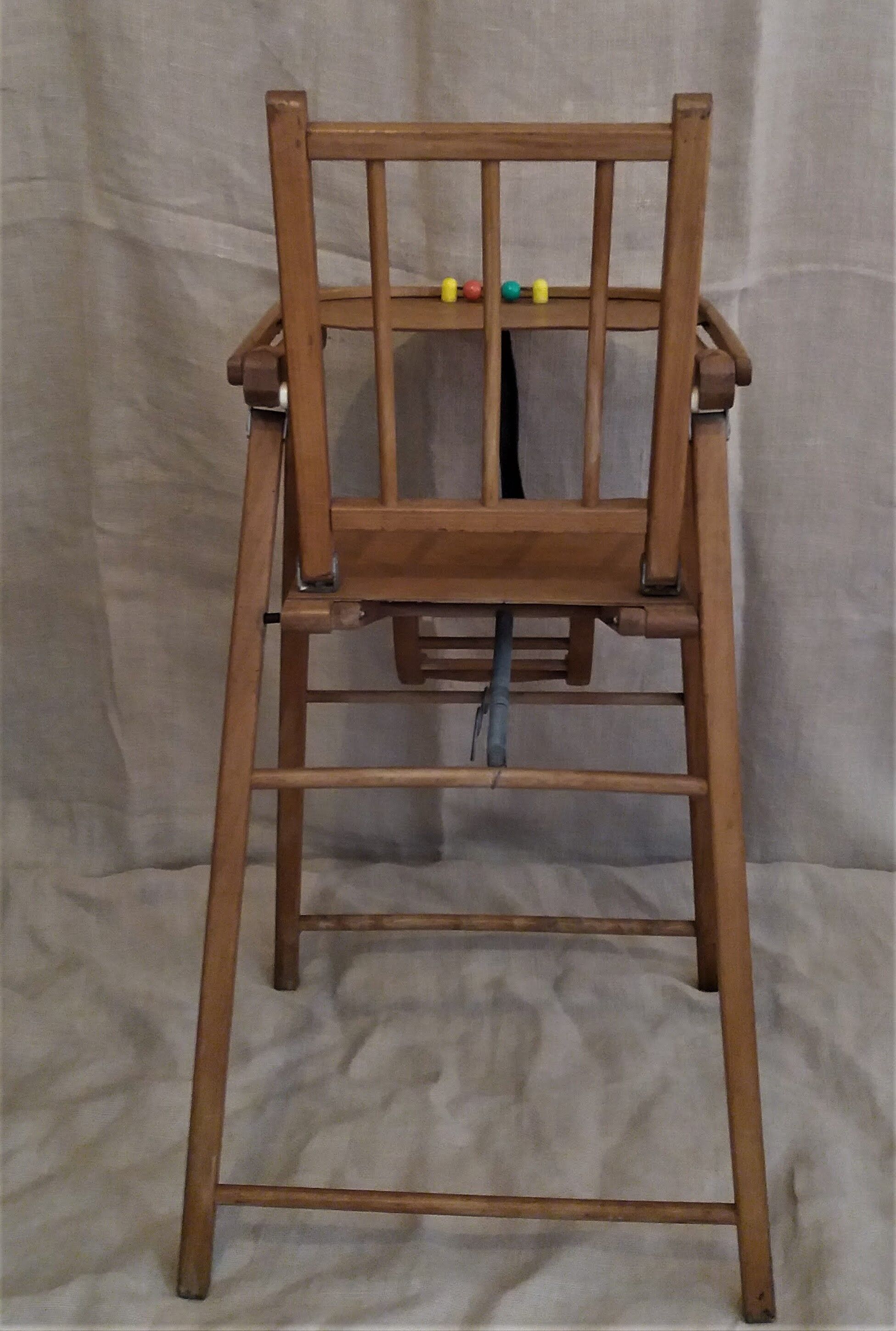 Chaise bébé vintage en bois