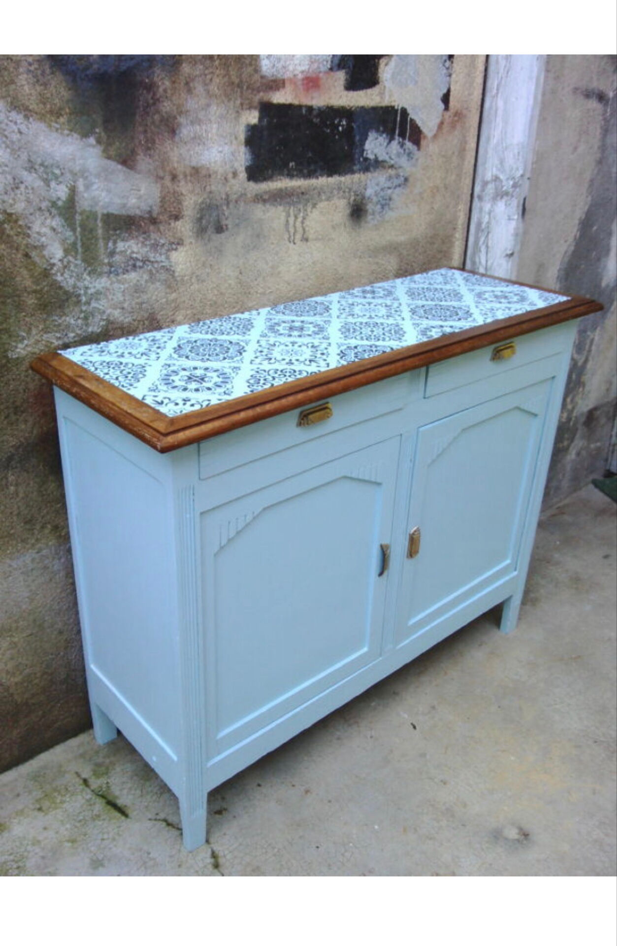 Art Deco buffet from the 1930s.