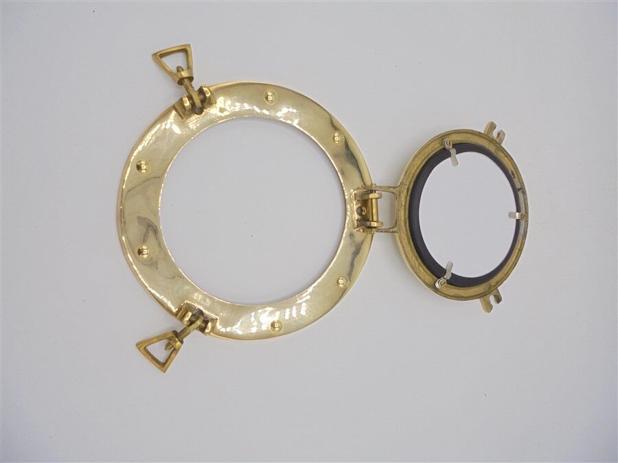 Mirror door 20 x 20cm