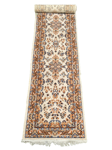 Oriental corridor carpet 324 x 67