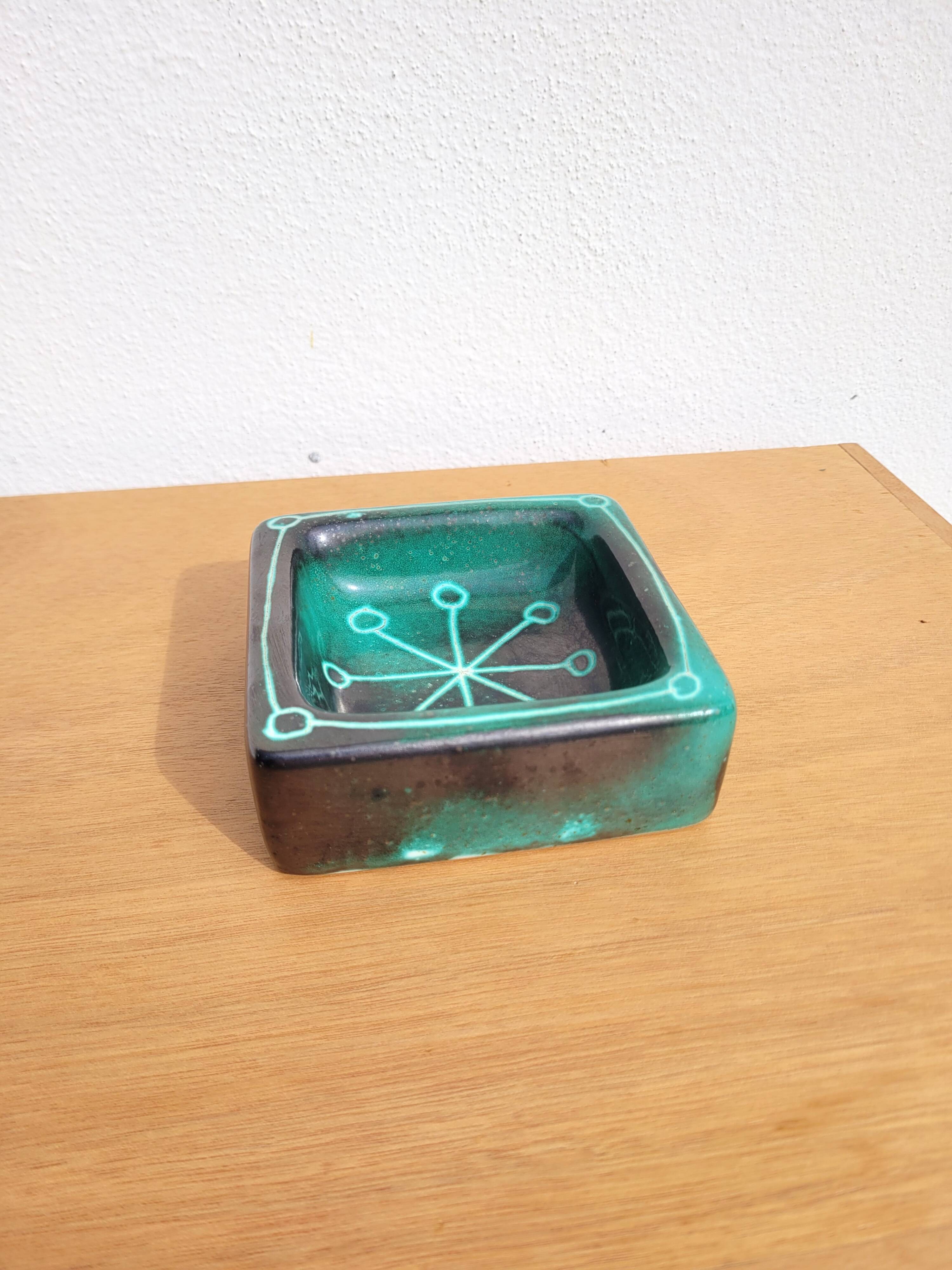 Ceramic pocket emptier by Charles Voltz in Vallauris