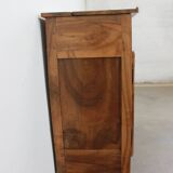 Walnut chest of drawers