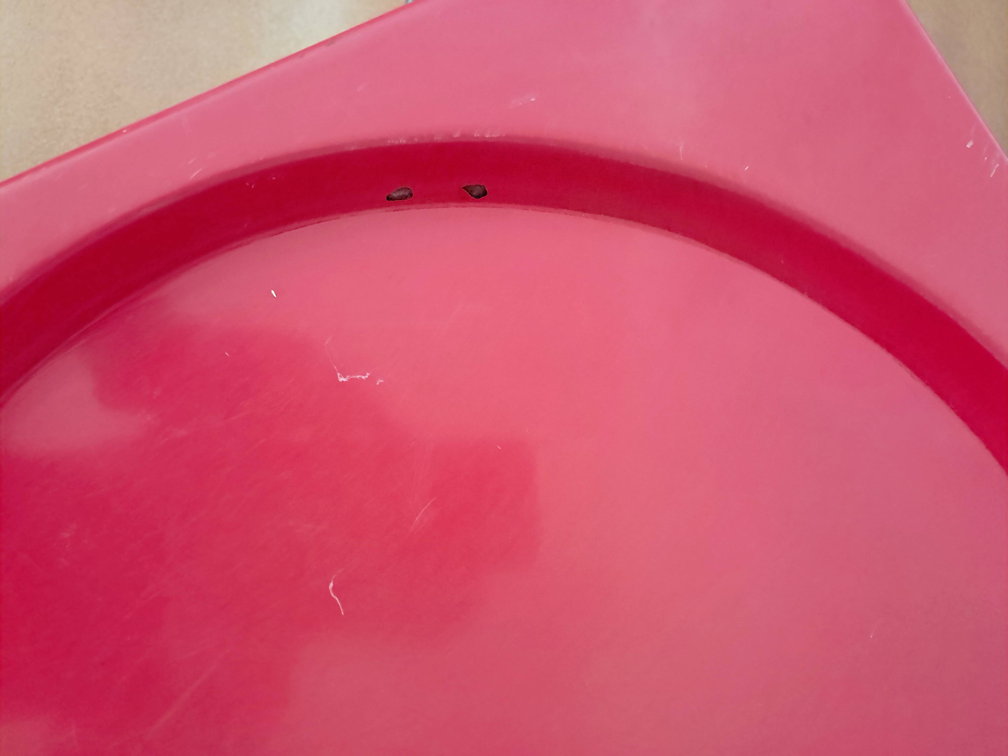 Red table OZOO. Marc Berthier for Prisunic. 1970