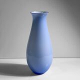 Vase bleu pastel de Murano, Italie - Années 1970