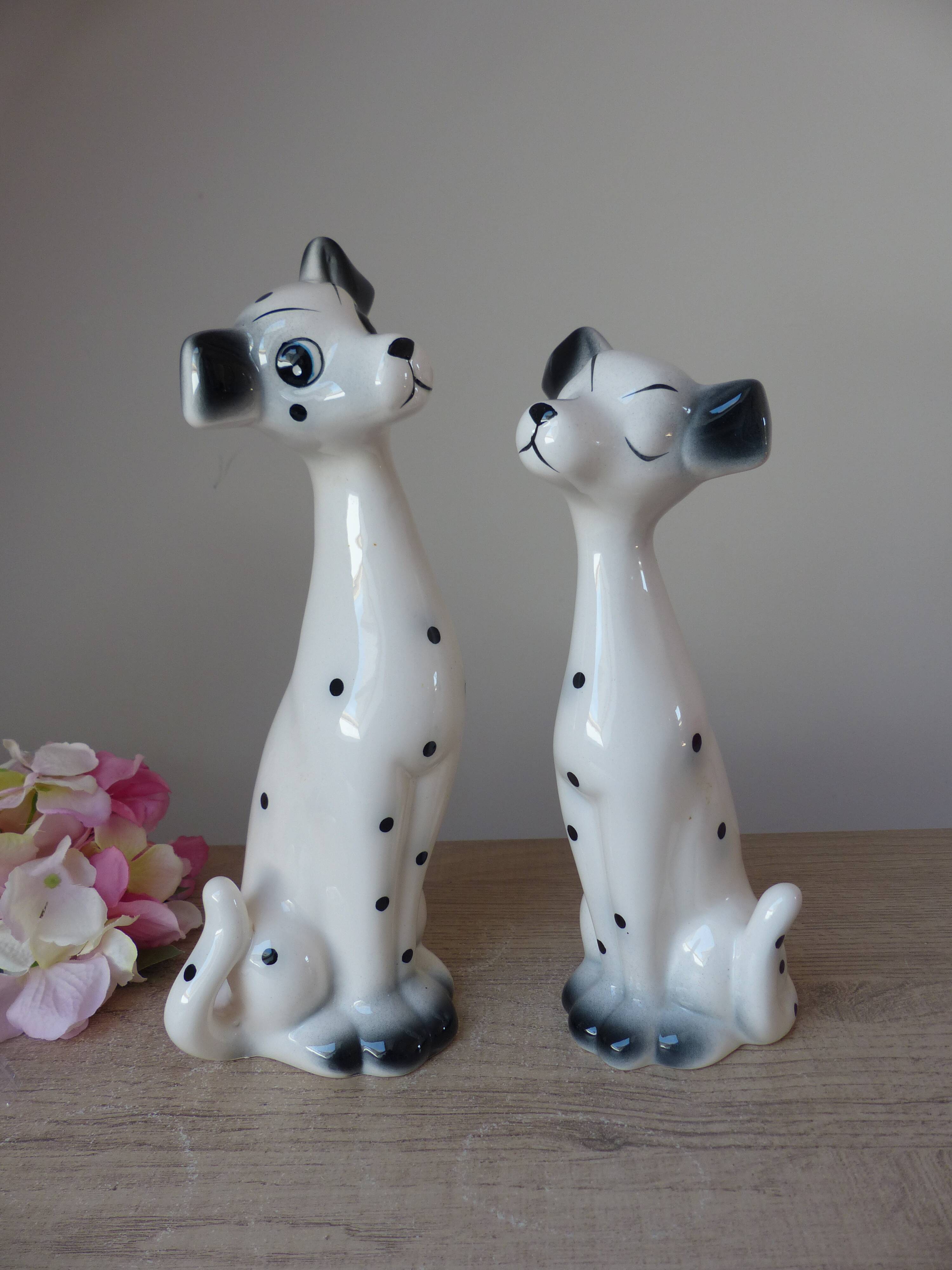 Couple of romantic Dalmatian figurines in ceramic – 1970s