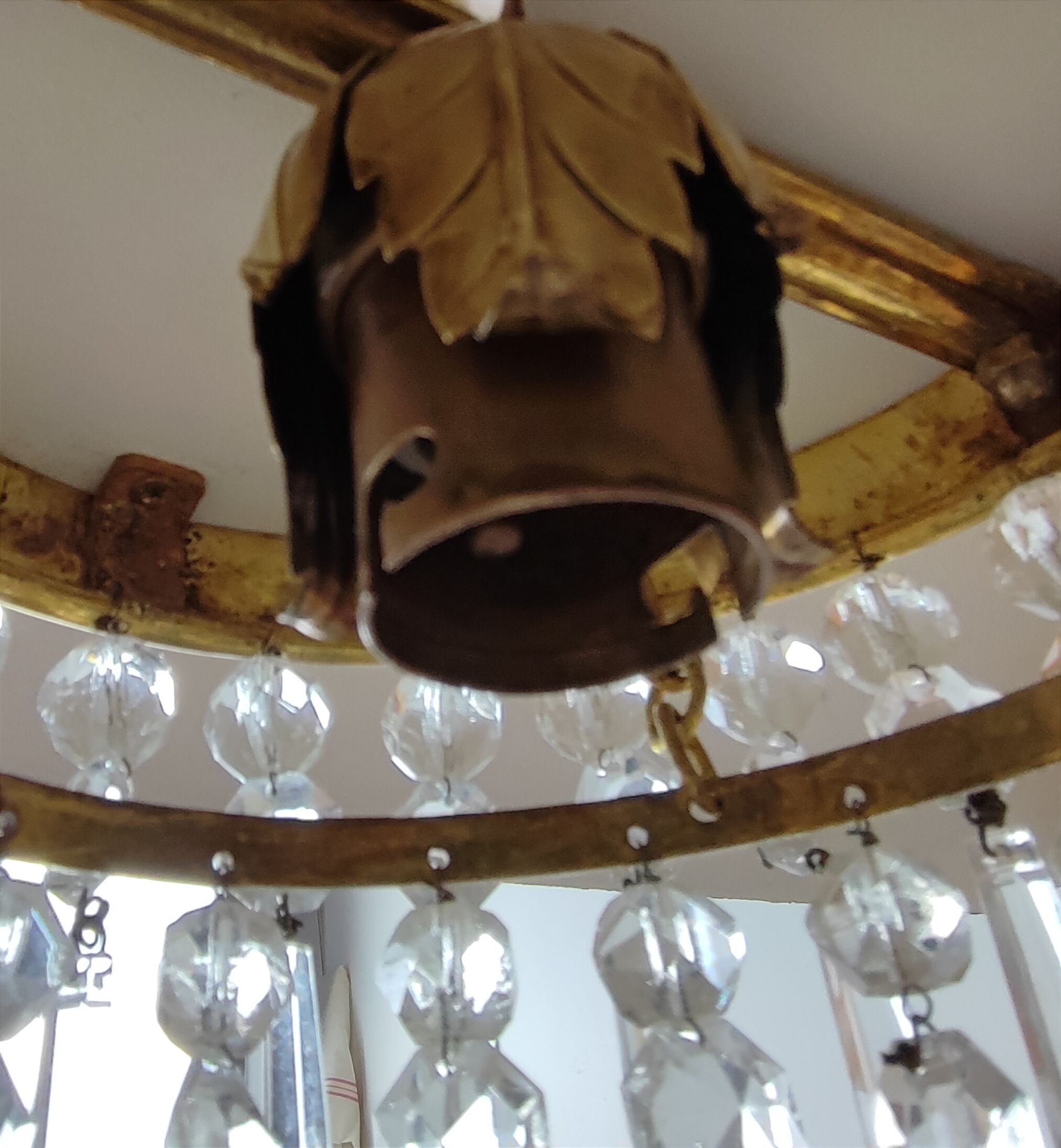 Ceiling lamp tassels
